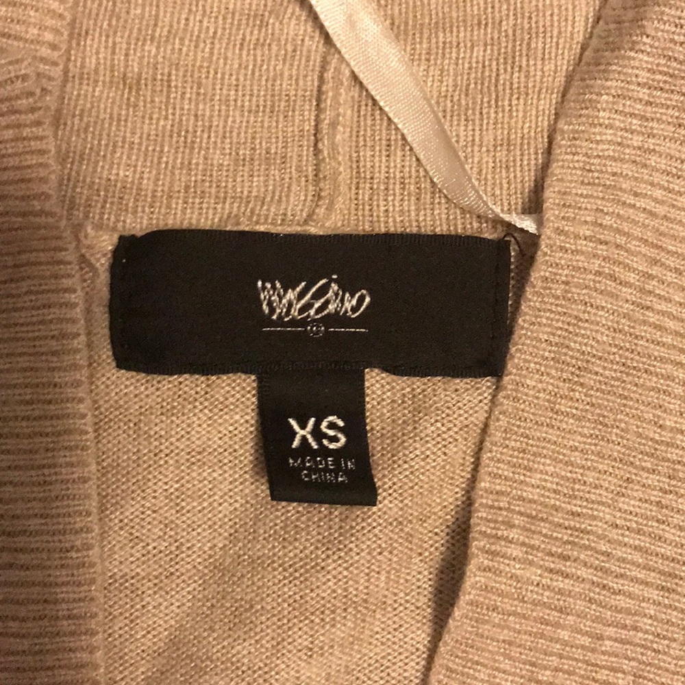 Cardigan - Picture 2 of 2
